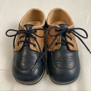 Vintage 1985 toddler boys shoes